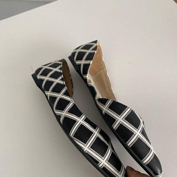 Brash Black/White  Pointed Toe Flats 7.5 - Picture 4 of 8